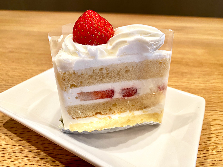 「ロンポワン」のショートケーキ