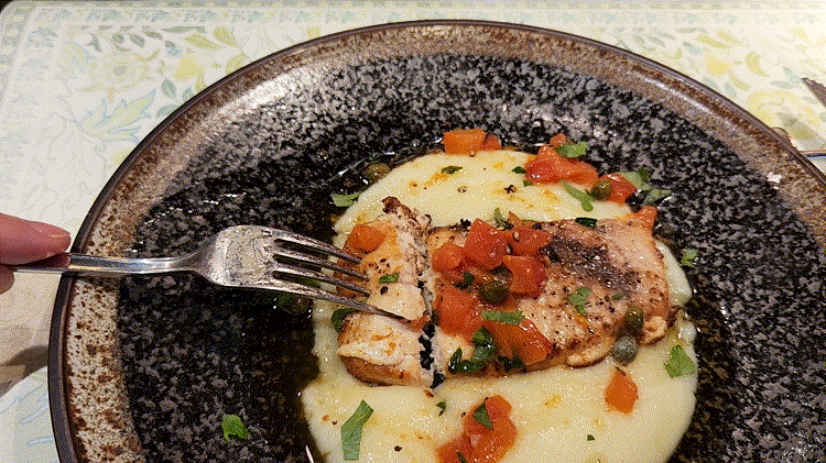 「ACCOGLIENTE 」の本日のメイン料理GIF