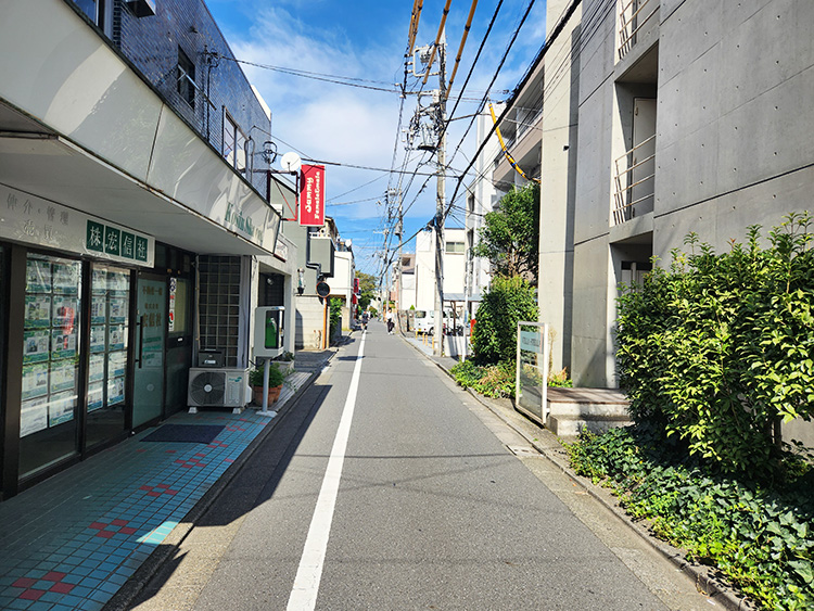「ACCOGLIENTE 」までの道