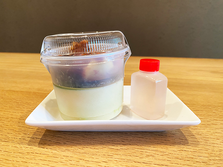 「菫花堂」のいちじくの和製豆花