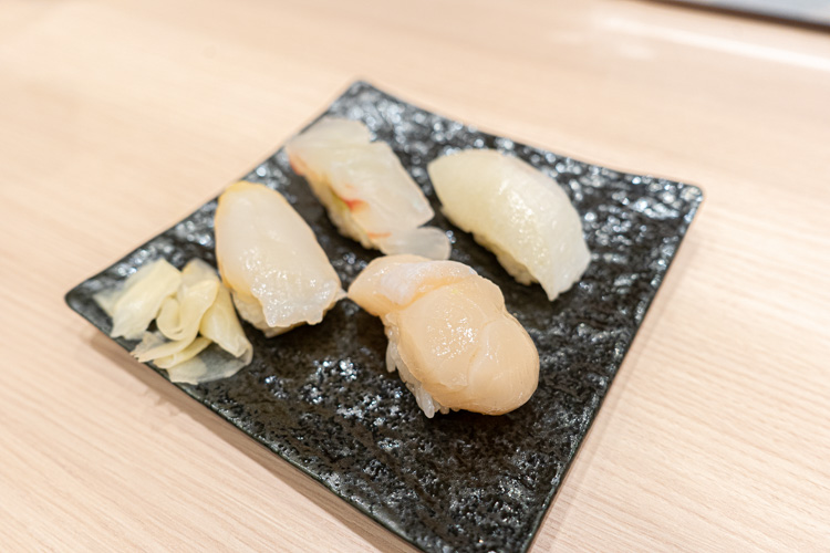 「まぐろ人 吉祥寺北店」のお好み握り