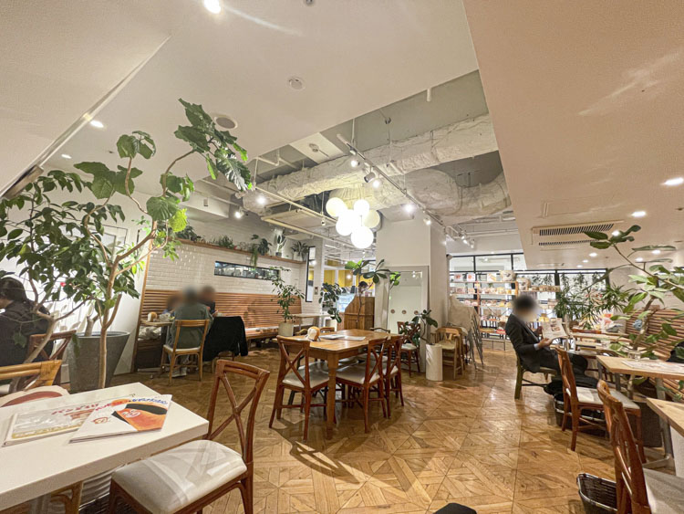 「サンデーブランチ吉祥寺」の店内