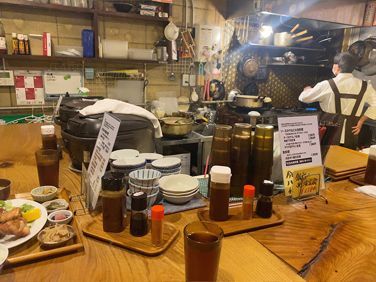 もがめ食堂の店内1