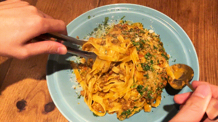 「阿佐ヶ谷のイタリア料理 ガッターロ」のボロネーゼのタリアテッレ