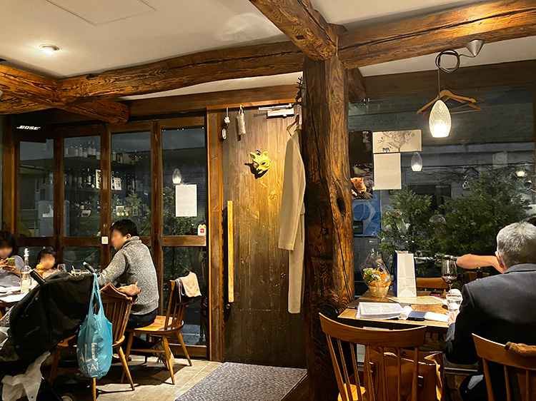 「阿佐ヶ谷のイタリア料理 ガッターロ」の店内