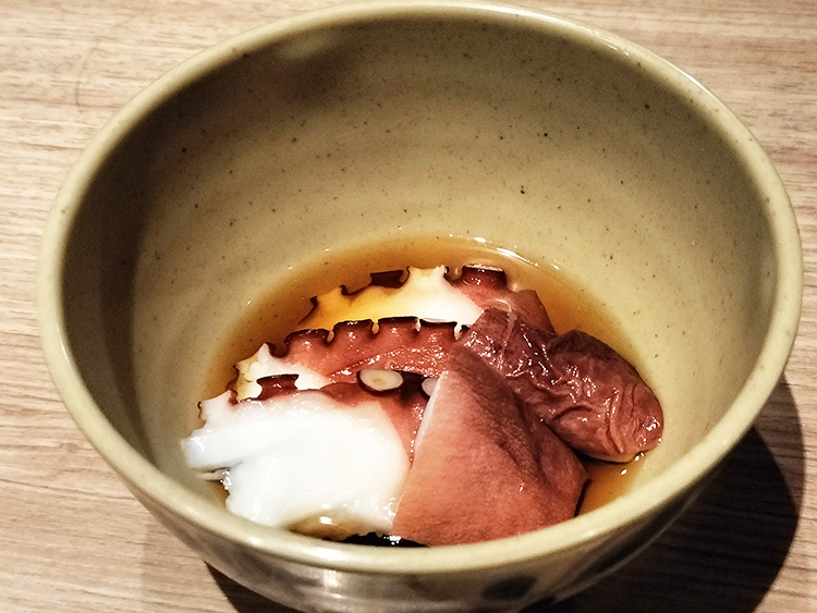 「いせや 公園店」のたこ酢