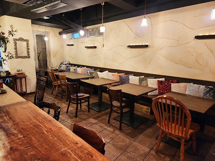 「TRATTORIA ElmoCielo」の店内