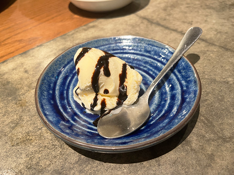「スタンドキッチンルポン」のアイス