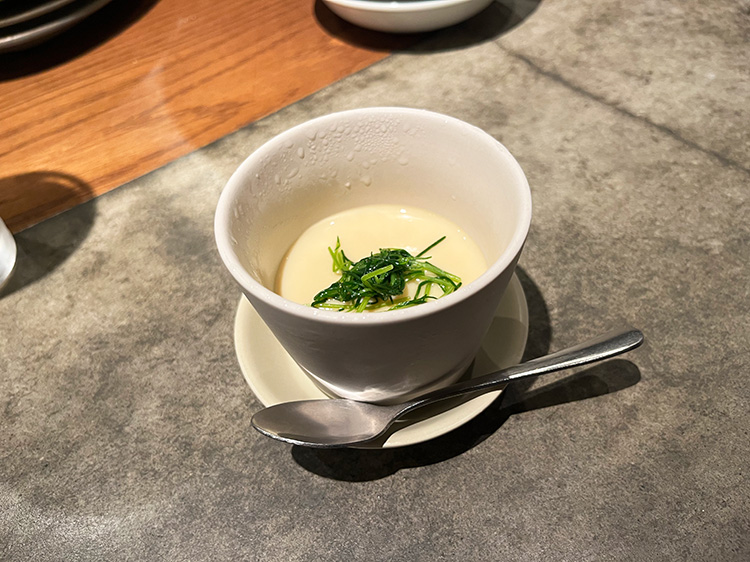 「スタンドキッチンルポン」の茶碗蒸し