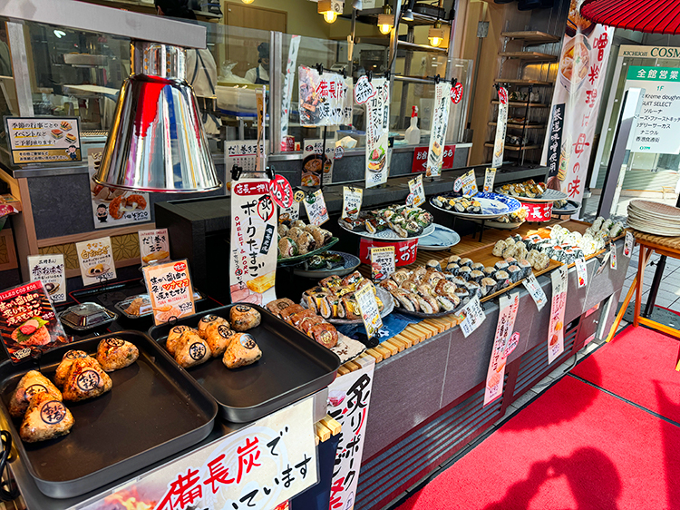「ごちそう焼むすび おにまる 吉祥寺店」店頭おむすび1