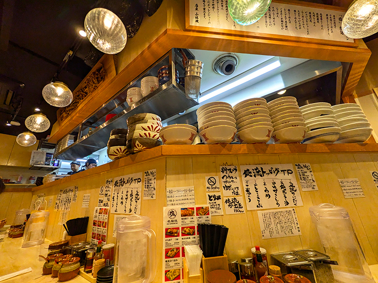 「俺流塩らーめん」カウンター
