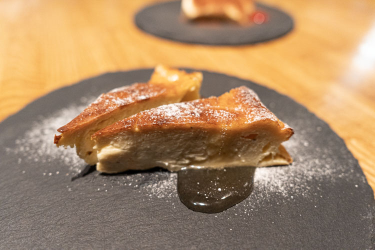 「CETARA di Daisuke」のゴルゴンゾーラのチーズケーキ
