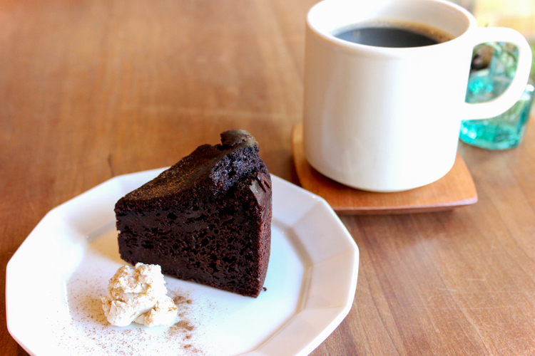「Sing（シング）」のケーキとコーヒー