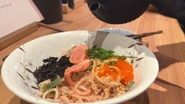 「東京たらこスパゲティ 吉祥寺店」の炙りたらこのお出汁スパゲティGIF