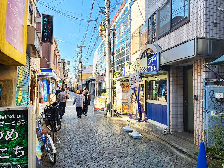 「山猫軒」商店街1