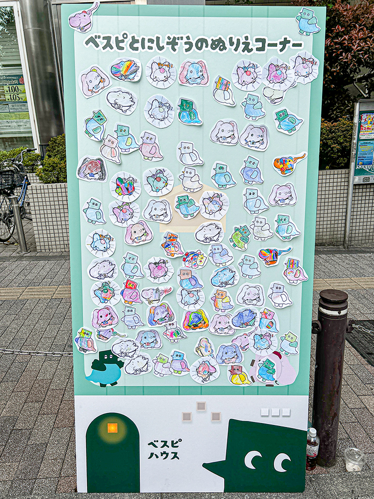 ぬりえ展示の様子
