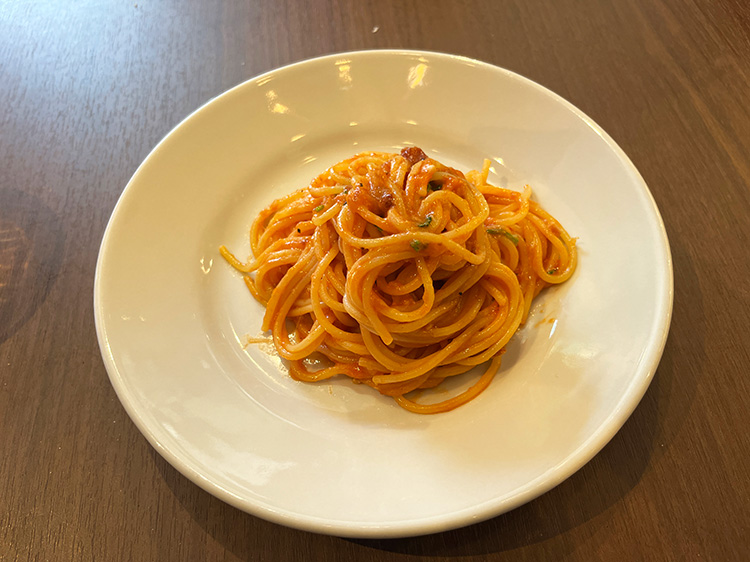 「DACCI mar de italia」のアマトリチャーナ