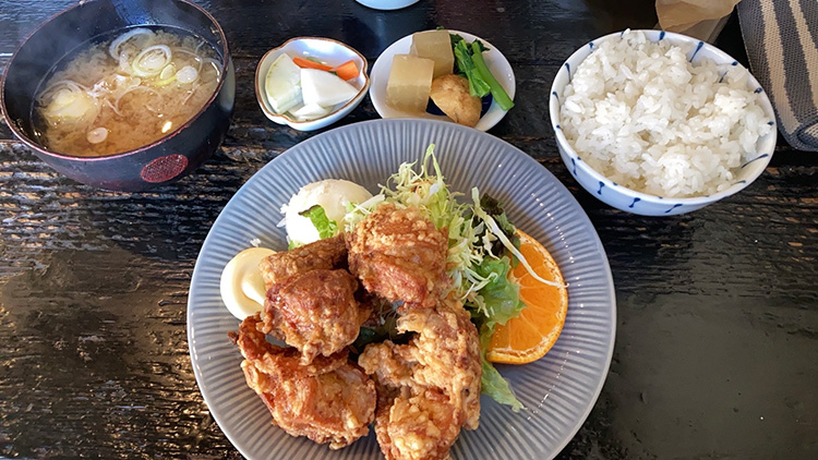 「定食あさひ」のつくば鶏のからあげ定食