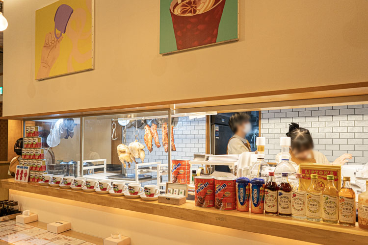 「洋洋冰室」の店内