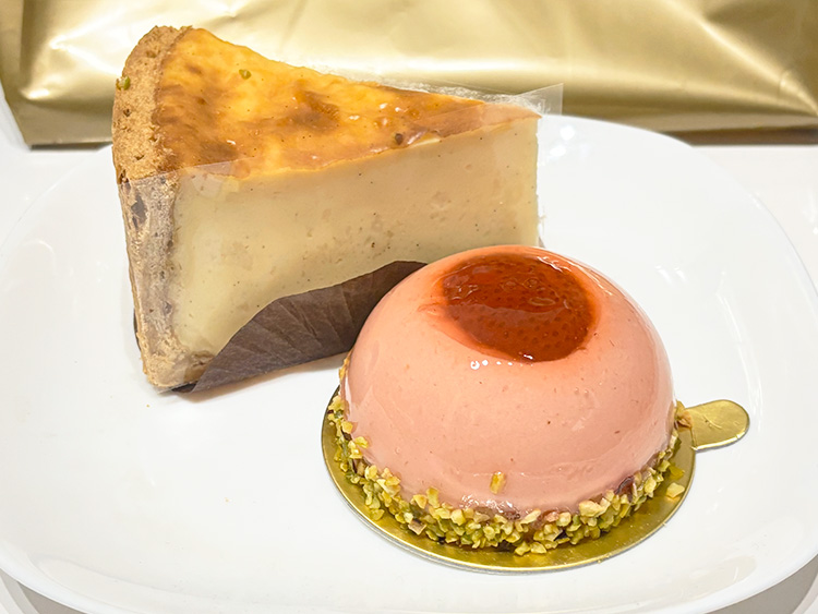 MORI YOSHIDAのケーキ