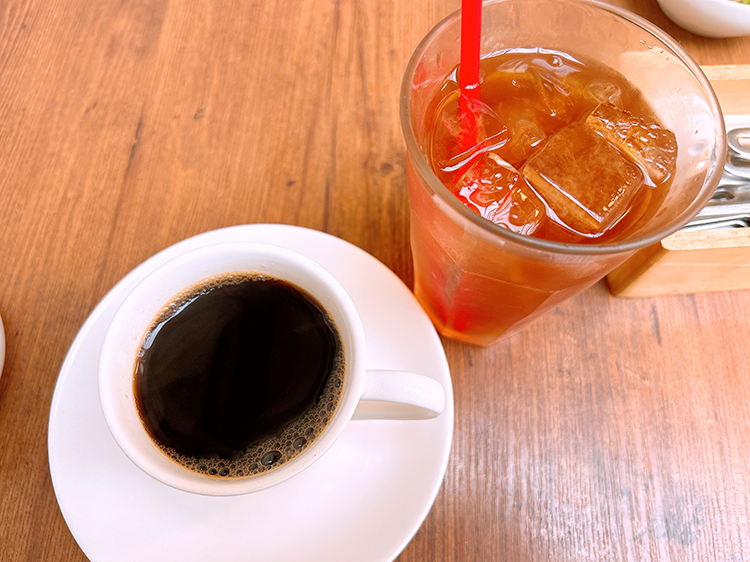 「カフェ・ドゥ・リエーヴル うさぎ館」のドリンク