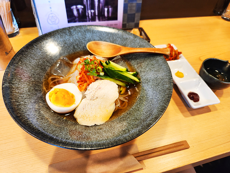 「Japanese dining 3rd」冷麺（並）