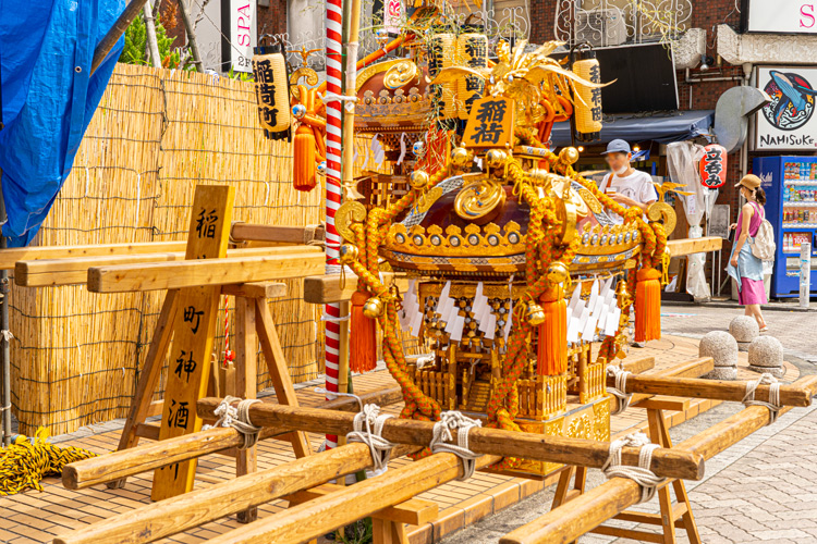 吉祥寺秋祭りの子ども神輿