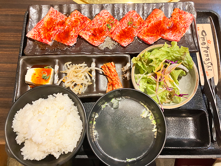 「焼肉 道盛」和牛カルビ定食