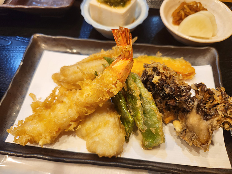 「てんぷら 祥天」のおまかせ天ぷら定食