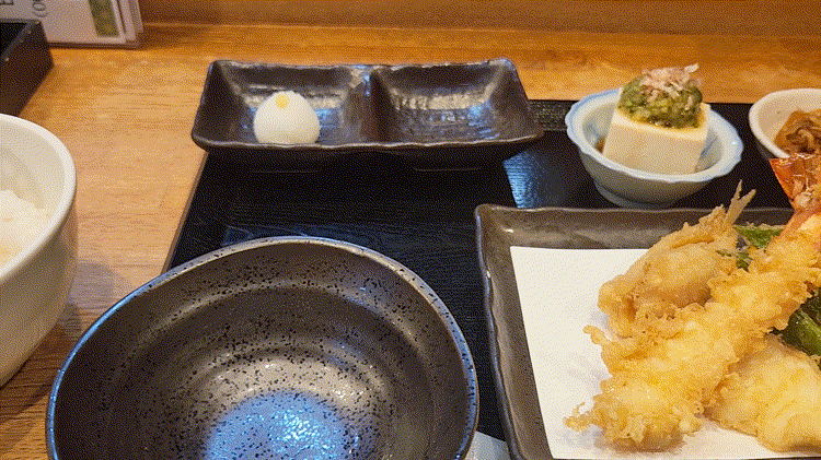 「てんぷら 祥天」のおまかせ天ぷら定食GIF