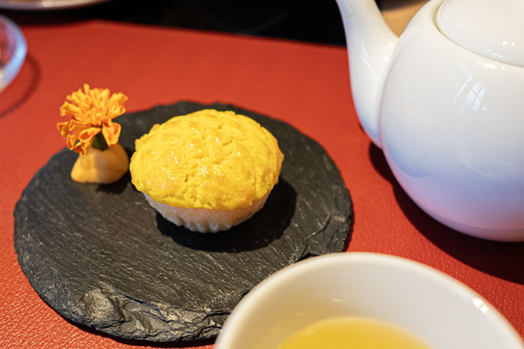 「CANTON8茶楼」の香港カスタードパイ
