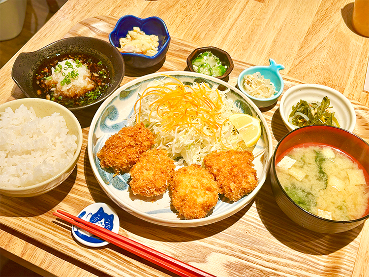 「荻窪 もがめ食堂」まぐろカツおろしポン酢定食