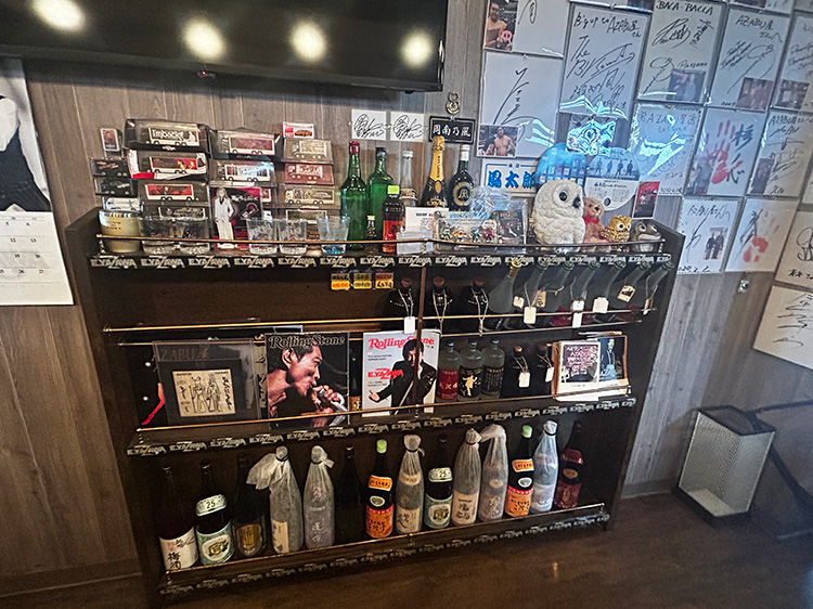 「牛タンAZABU屋」の店内