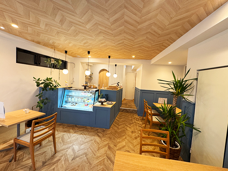 「EMMA FRUITS ＆ DELI」店内1