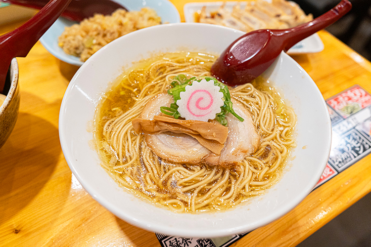 「麺屋 ほっちゃん」の極上中華そば