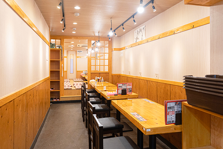 「麺屋 ほっちゃん」の店内