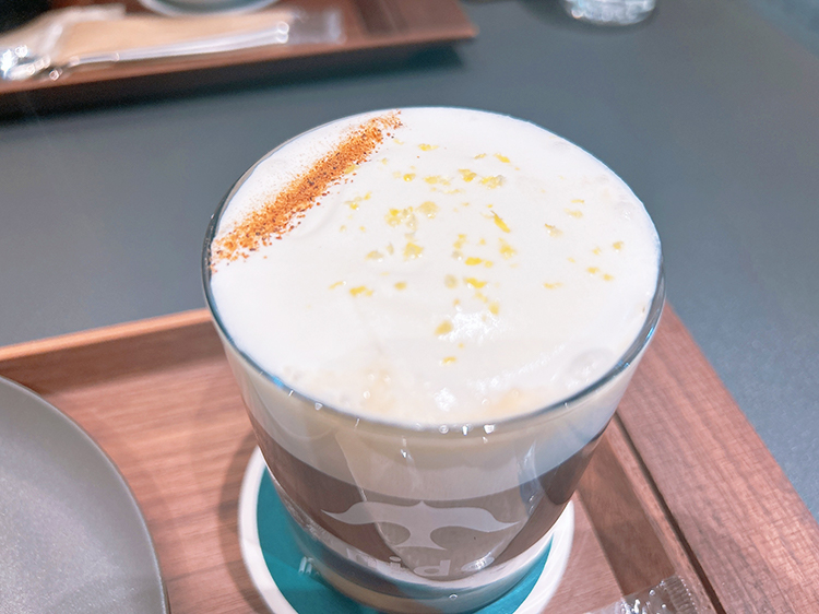 「nido 井の頭公園店」コーヒークラウド上から