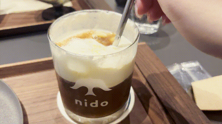 「nido 井の頭公園店」コーヒークラウドGIF