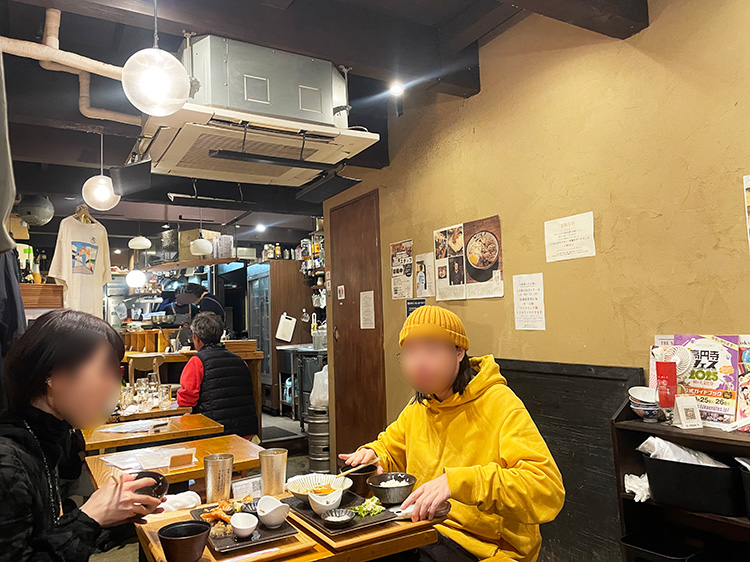 「食堂でべこ。」の店内