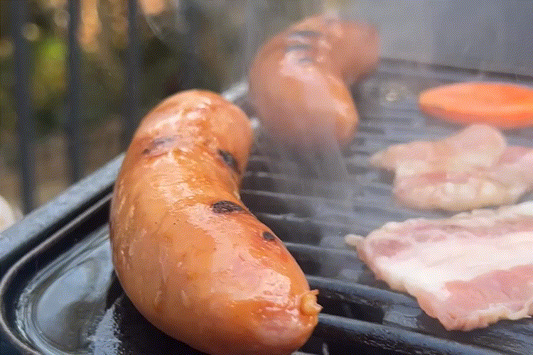 「井の頭テラス HONOO」の牛カルビマウンテン