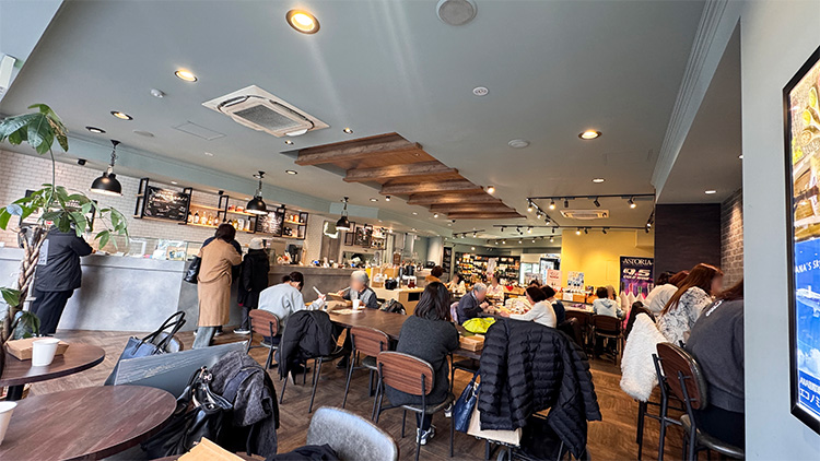 「base my best chef」の店内