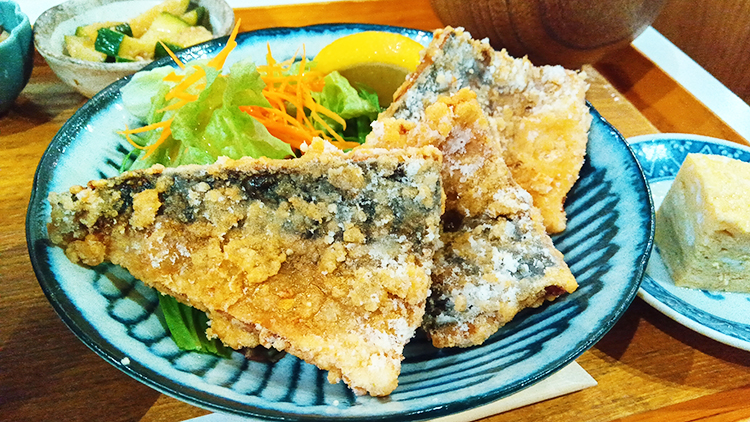 四歩の鯖の竜田揚げ