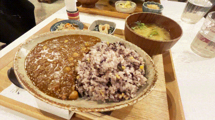 四歩のひよこ豆と挽肉のカレーの動画