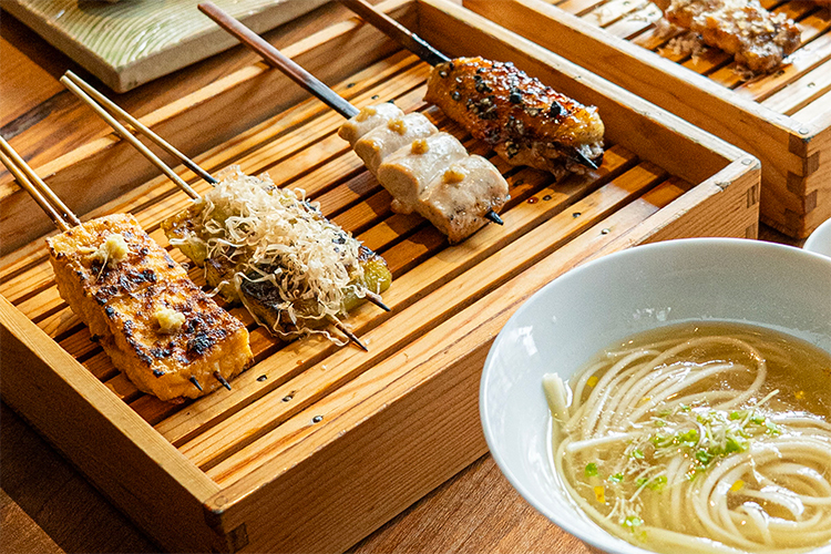 「焼鳥 七転八起」の厚揚げ 青森