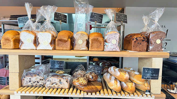 「お米パン5 1/2 bakery（GOHAN BAKERY）」食パン
