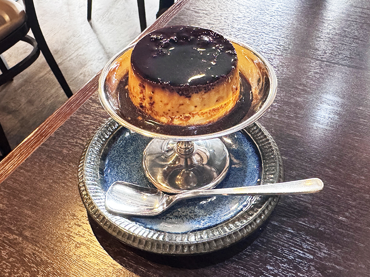 「ニンカフェ NING’S COFFEE」喫茶店のクラシックプリン
