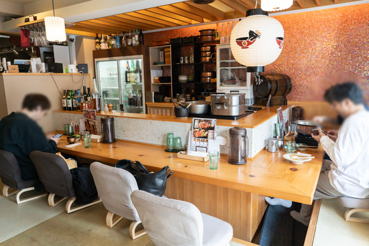 「和牛とお出汁」の店内