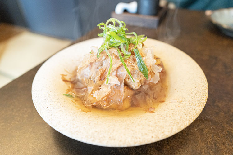 「和牛とお出汁」の出汁唐揚げ