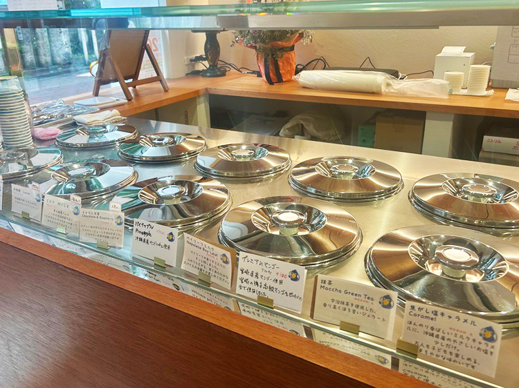 「BECCO Gelato&Coffee」ジェラートケース