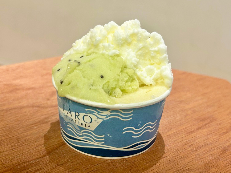 「BECCO Gelato&Coffee」月桂樹、キウイ、プレミアムパイン